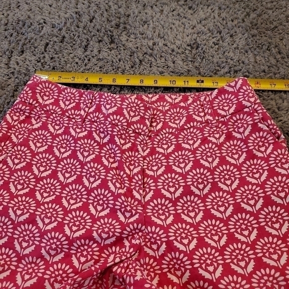 ANN Taylor Loft The Rivera Short - Picture 8 of 9